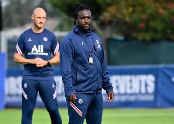 « C’est dans la victoire qu’on construit » : Bernard Mendy rassure après la victoire du Sénégal