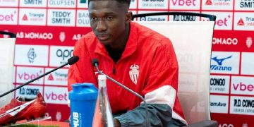 Lamine Camara sort du silence sur son départ manqué à Chelsea