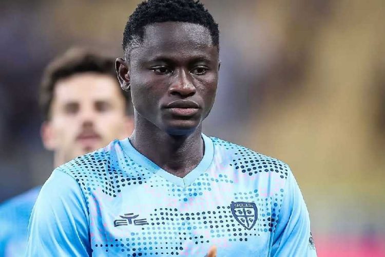 Qui est Paul Mendy, le jeune attaquant de Cagliari qui fait s&rsquo;activer les géants italiens ?